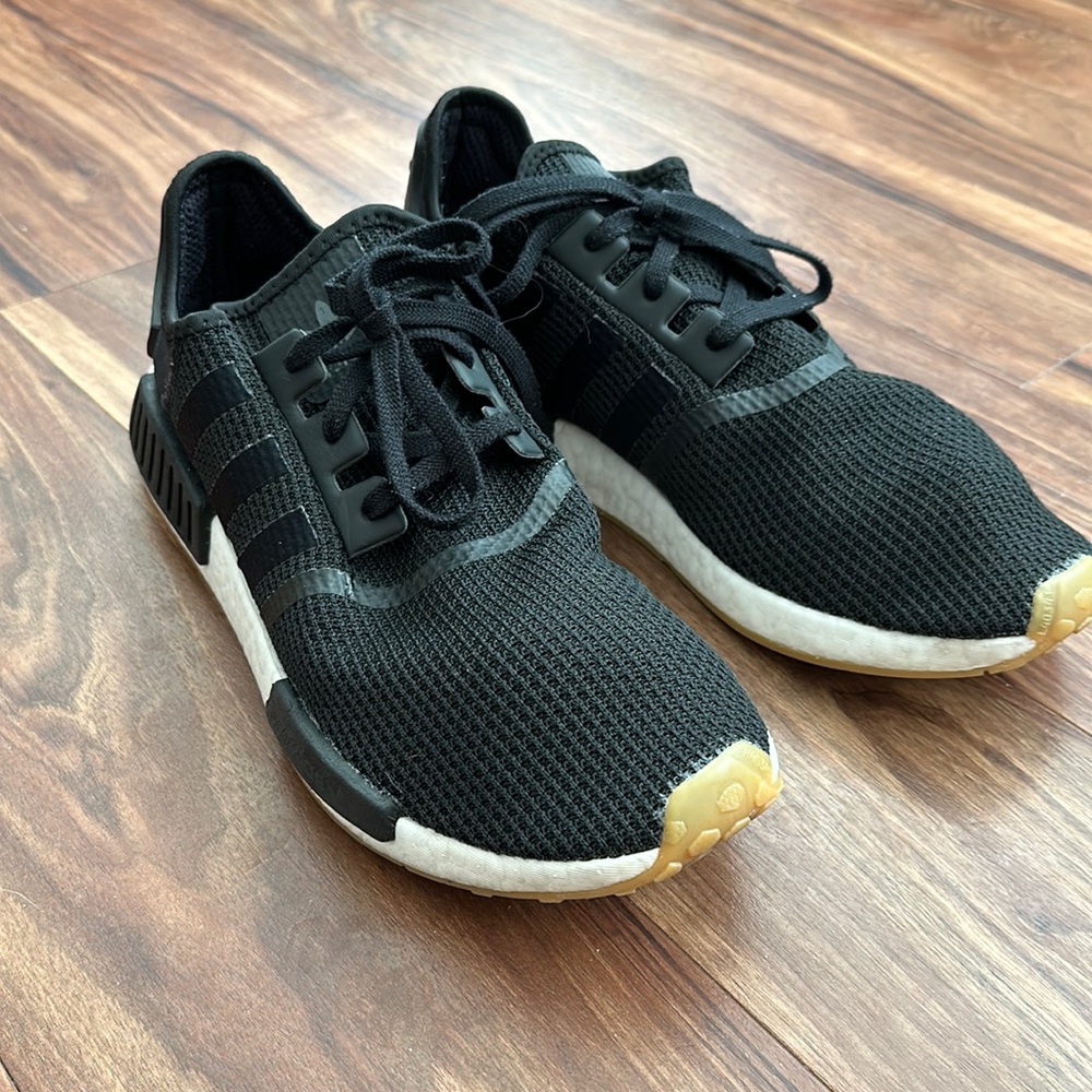 Adidas NMD_R1 PRIMEBLUE SHOES